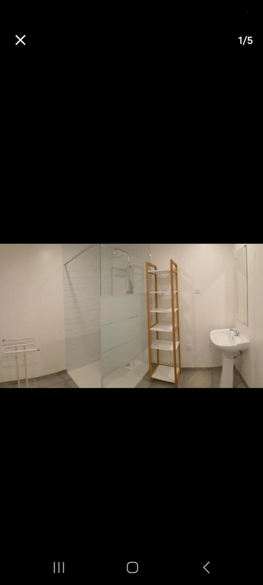 Grand Appartement, 2 Ou 3 Ou 4 Pieces, Tramway Sur Place, Proche Gare Sncf St Augustin 5 Min, Aeroport A 7 Min, Ou Allianz Riviera 10 Min, Palais Nikaia 2 Min , Supermarche Sur Place, Parking Possible Si Disponible Ou Payant A 1000 Metre Nice